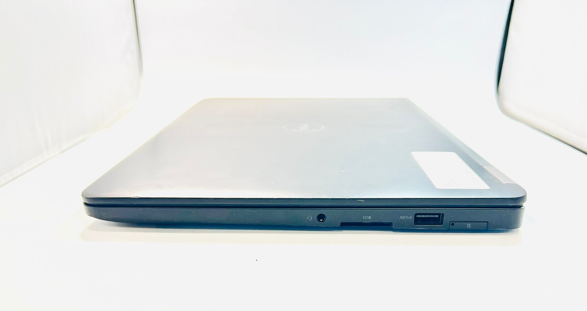 Dell Latitude E7270 12.5” 2017 Core i7 2.8Ghz 8GB 256GB FHD Dell Latitude E7270 12.5” 2017 Core i7 2.8Ghz 8GB 256GB FHD
