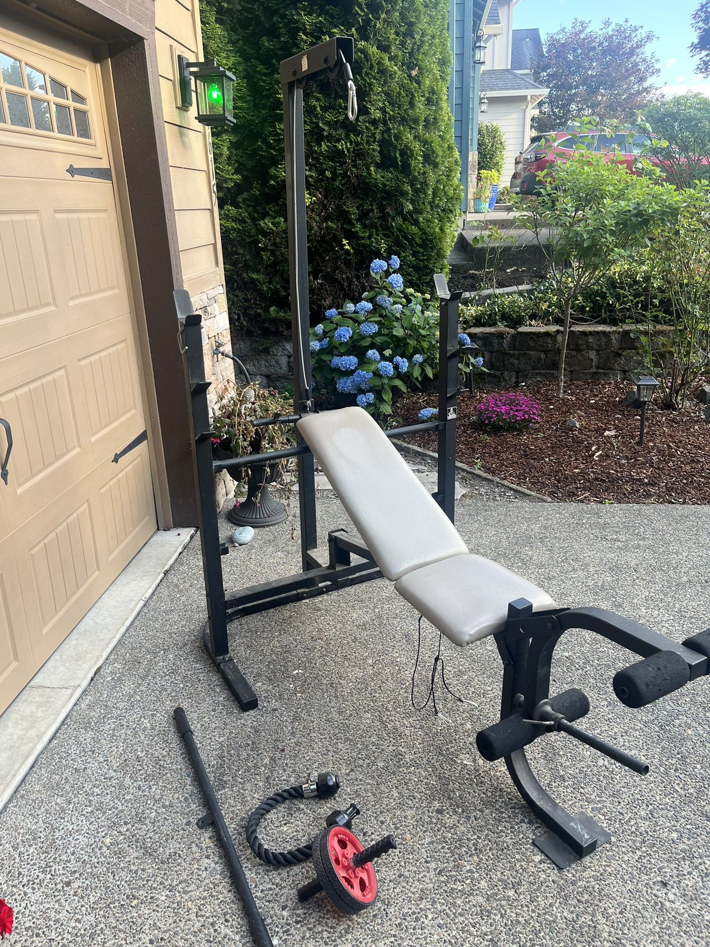 Weight Bench