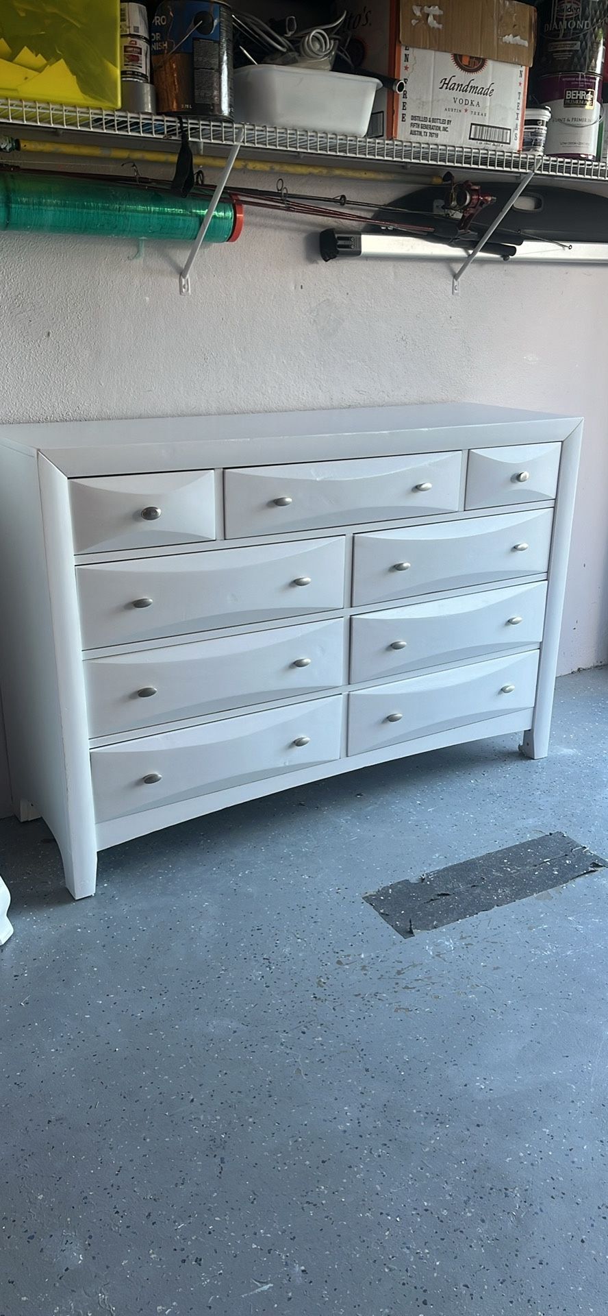 Dresser