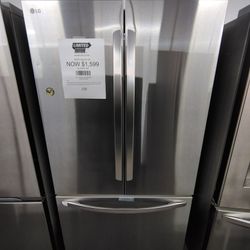 LG 27 Cu Ft Smart Counter Depth MAX French Door Refrigerator w/ Internal Water Dispenser To