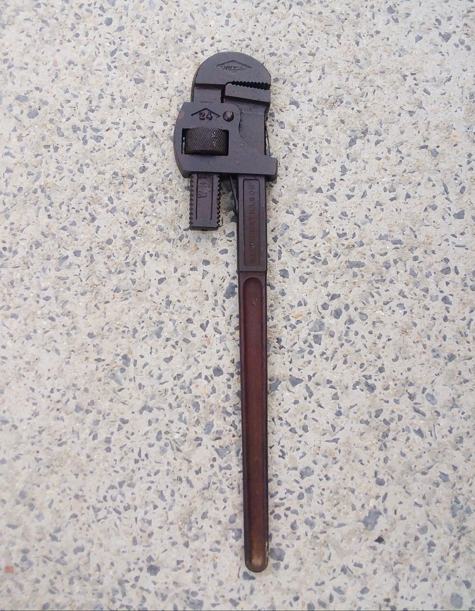 Vintage Stillson Walworth 24" Pipe Wrench