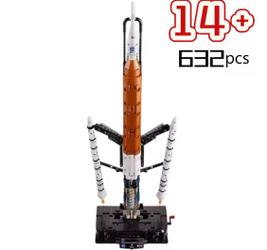 Space rocket compatible blocks
