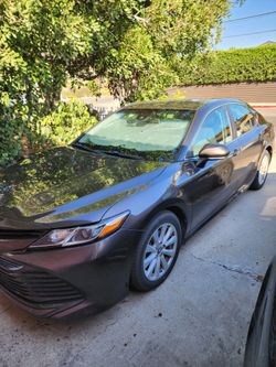 2018 Toyota Camry  LE