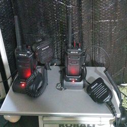 Two-way Radios, RT48s With HD1 Waterproof Shoulder Mic.