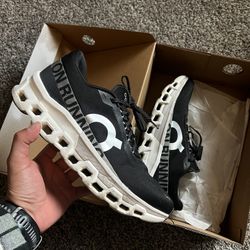 On Clouds Size 11