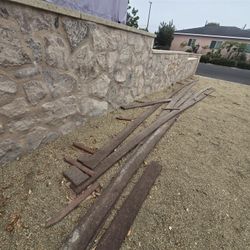 Landscape Edger With Stakes