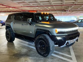 Hummer EV Silverado Denali 38” wheels and tires