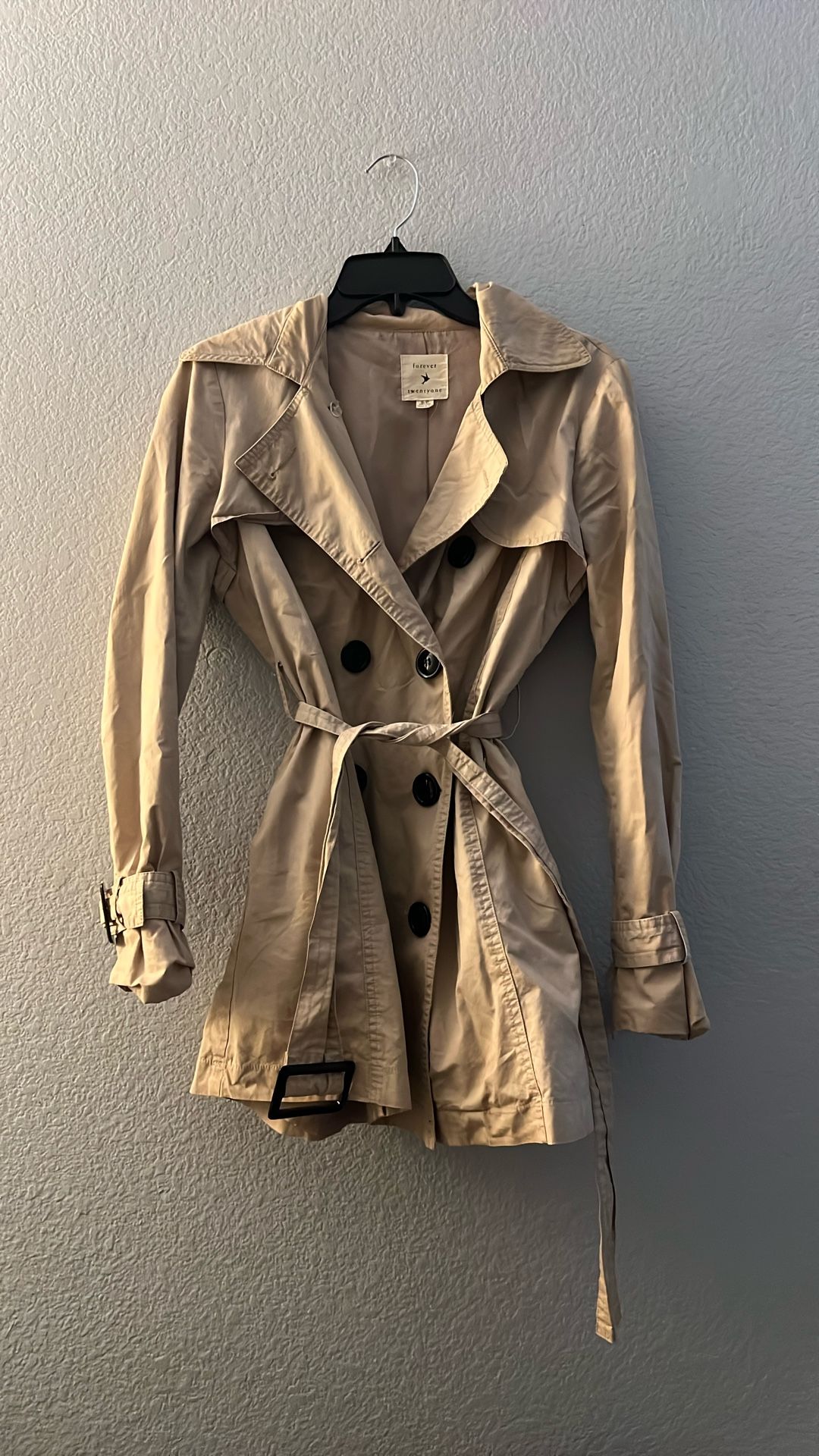 Khaki Trenchcoat