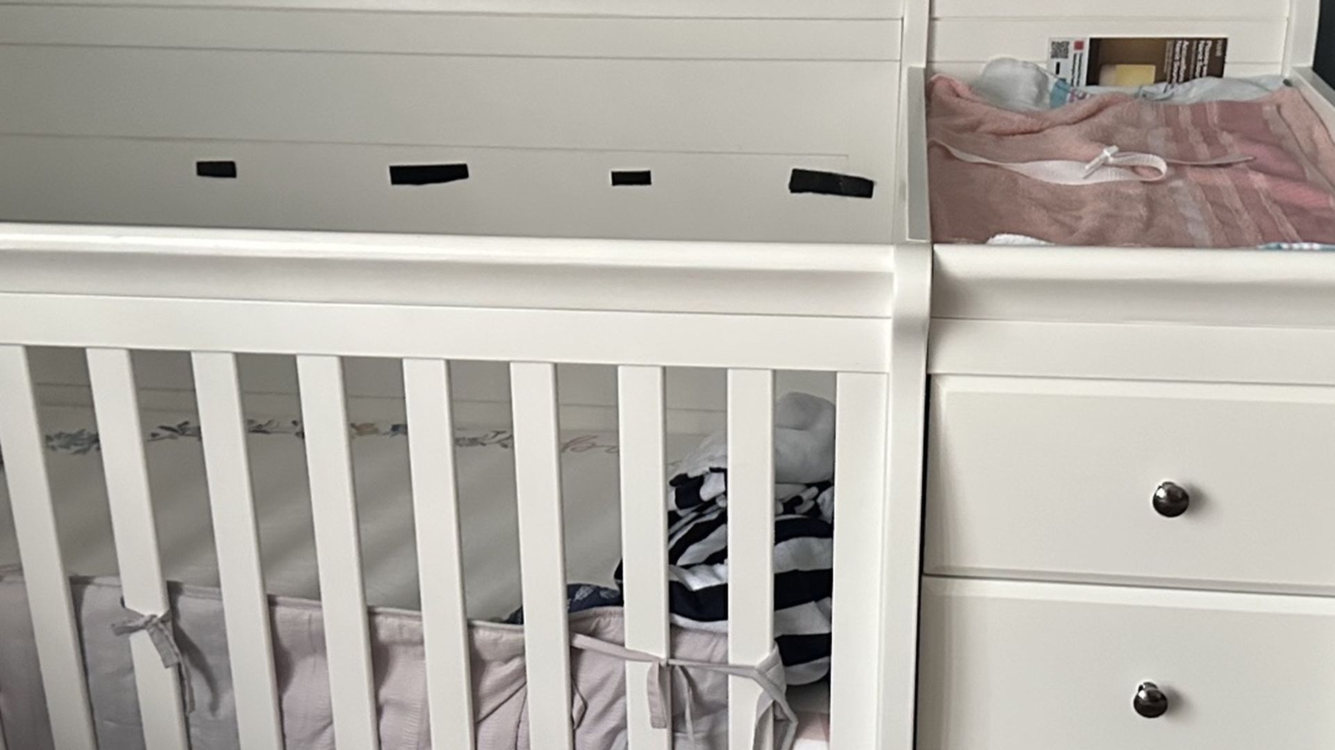 White Baby Crib w Attached Drawers & Changing Table