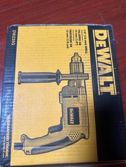 DEWALT 7.8 Amp Corded 1/2 in. Variable Speed Reversing Drill