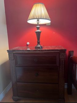 Ashley Nightstand – Excellent Condition