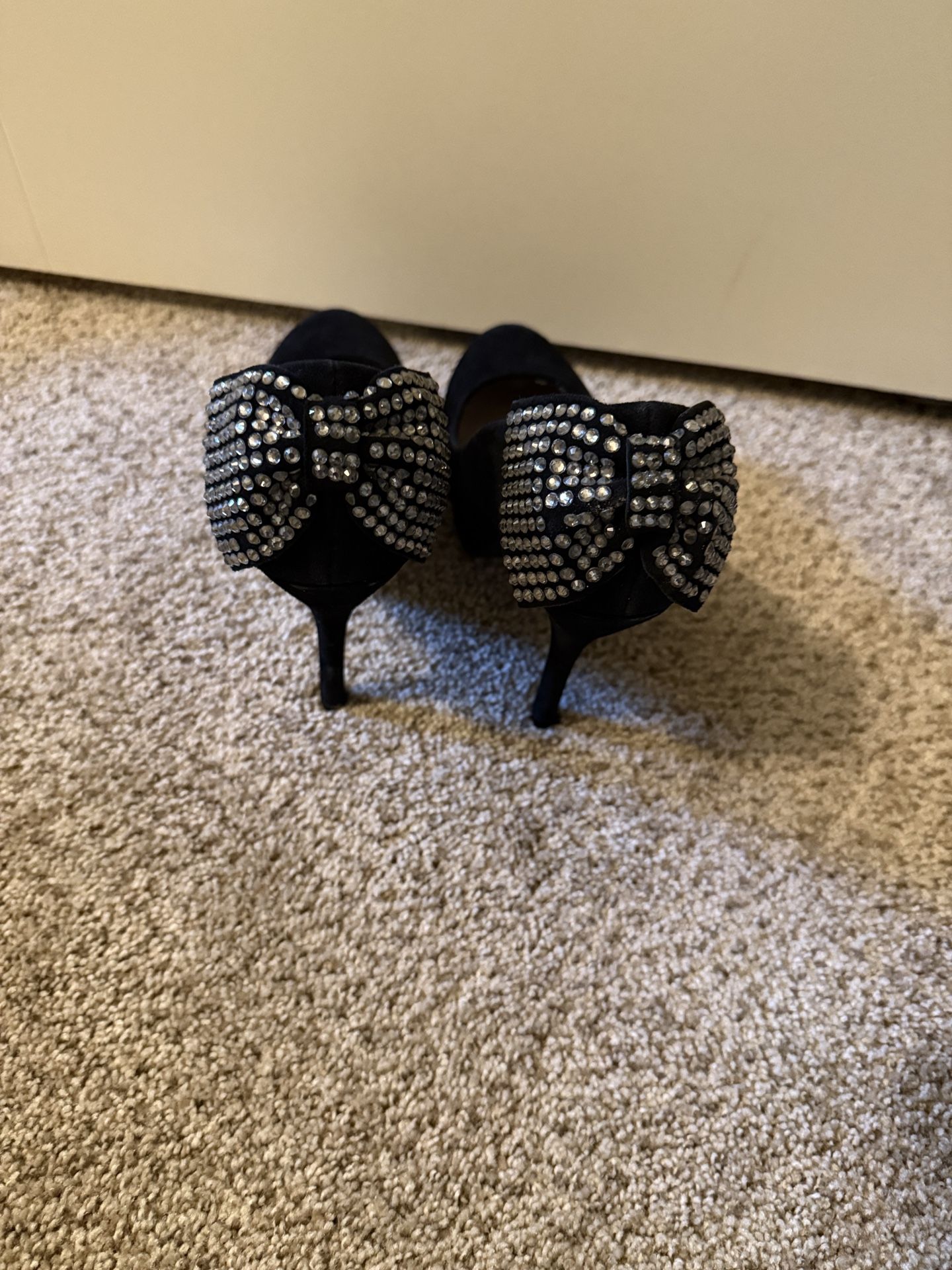 Steve Madden Black Heels with Embellished Bow