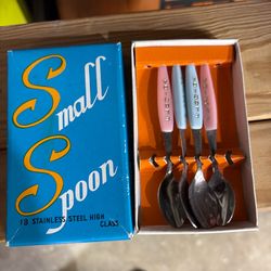 Vintage pastel handled stainless steel spoon set – retro kitchen – original box