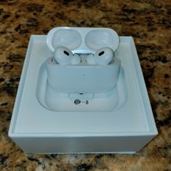 AirPods Pro 2 (ONLY TAKING OFFERS 85 OR MORE) EXCELLENT CONDITION! 