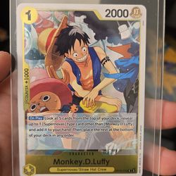 Monkey d Luffy gold card mint- one piece