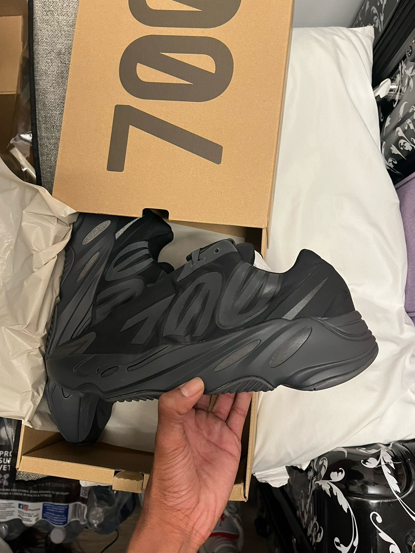 Yeezy 700 MNVN Triple Black