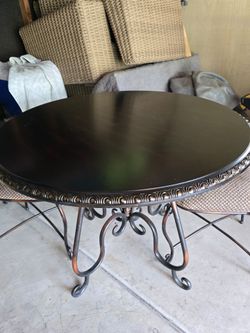 Bristo Table and 2 Chairs