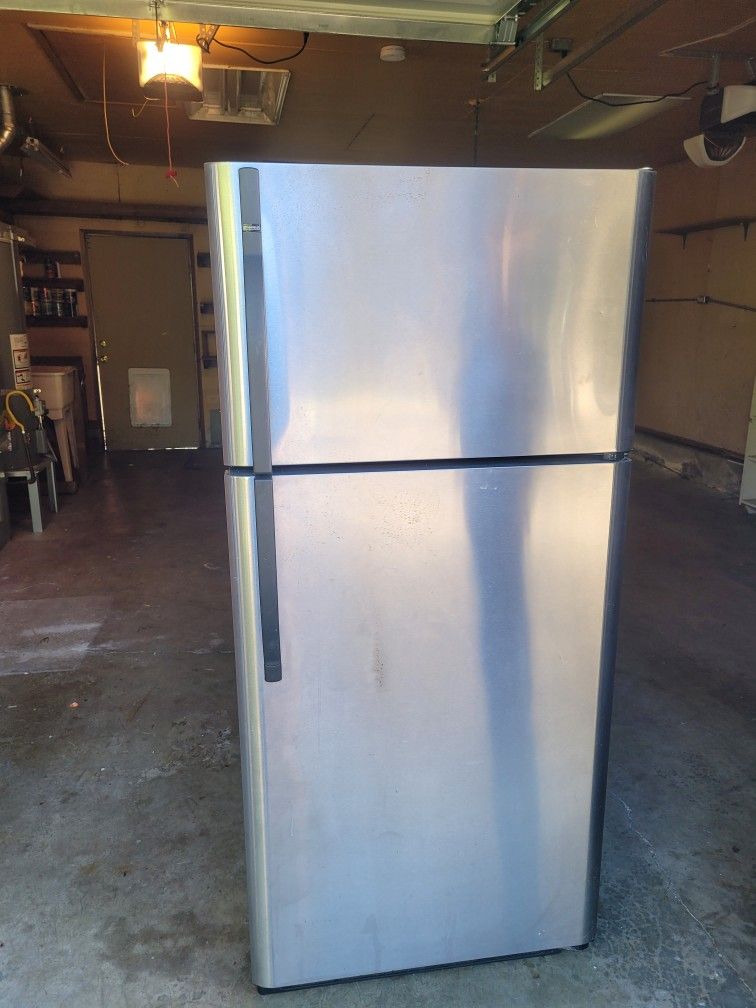 KitchenAid Refrigerator 