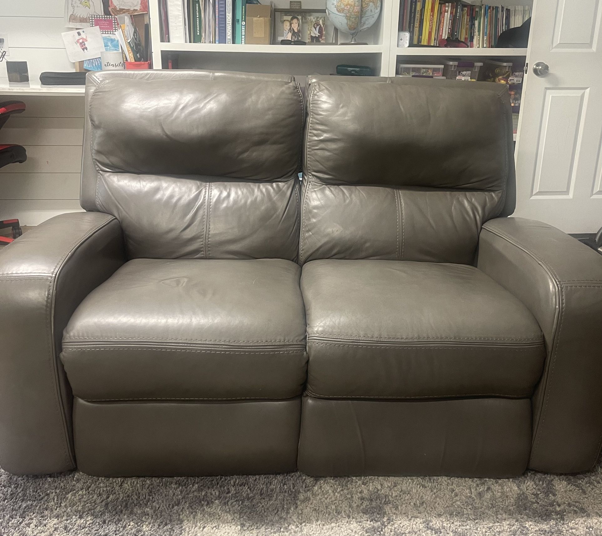 2Pc Leather Reclining Living Room Set