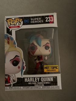 Pop vinyl Harley Quinn Collection Mint condition