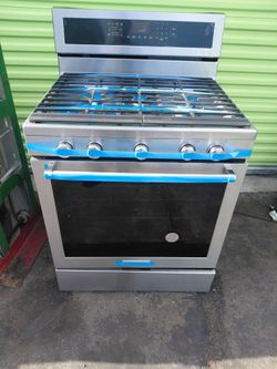 KitchenAid brand 5-burner gas stove, open box