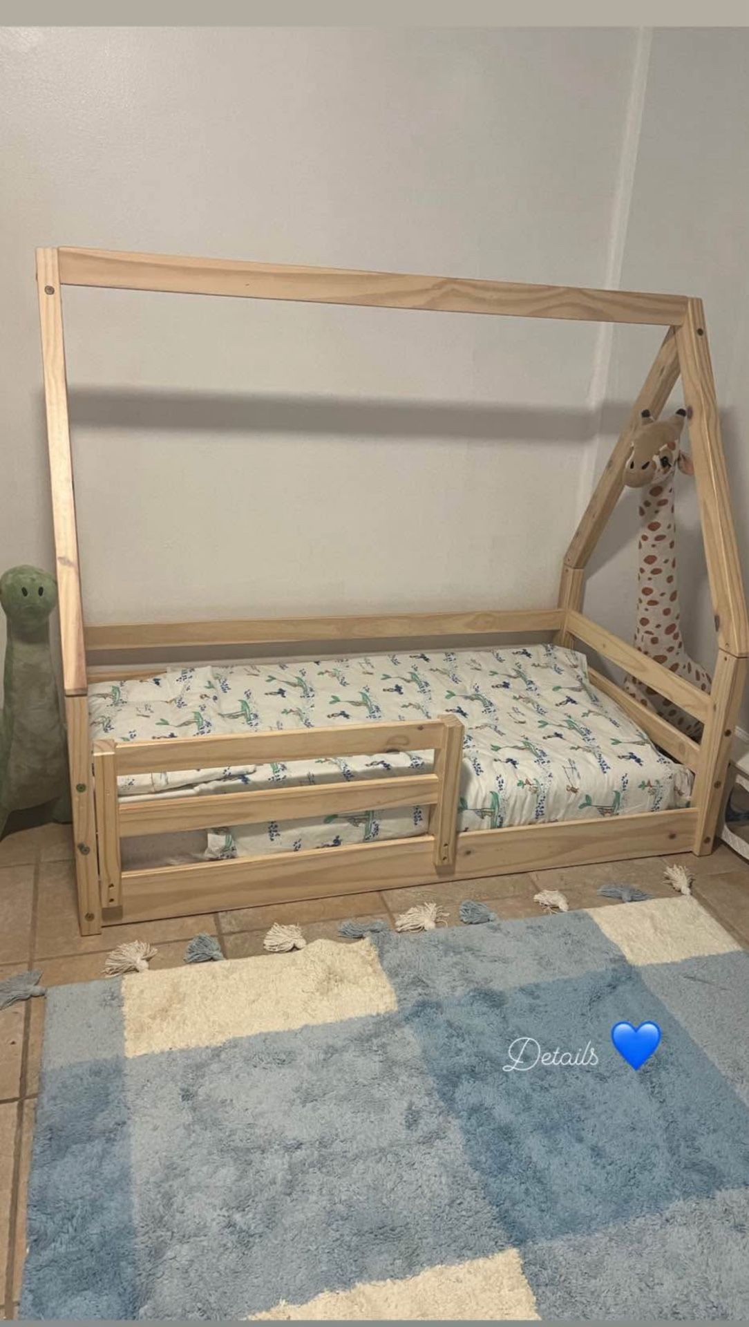 Montessori Wooden Toddler Kids Floor Bed W Accesorries