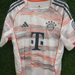 Bayern Munich Jersey Harry Kane Luis Diaz Olise Musiala  Differnt Sizes Available 