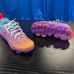 Nike Air Max 2090 Kids Sneakers - Size 6.5Y, Vibrant Multicolor Gradient w/ Air!