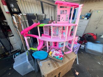 Barbie mansion
