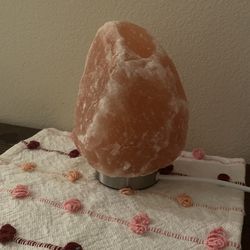 Small Himalayan Salt Lamp $10