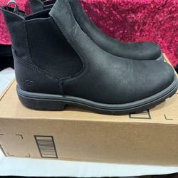 Uggs Biltmore Chelsea- 11.5 