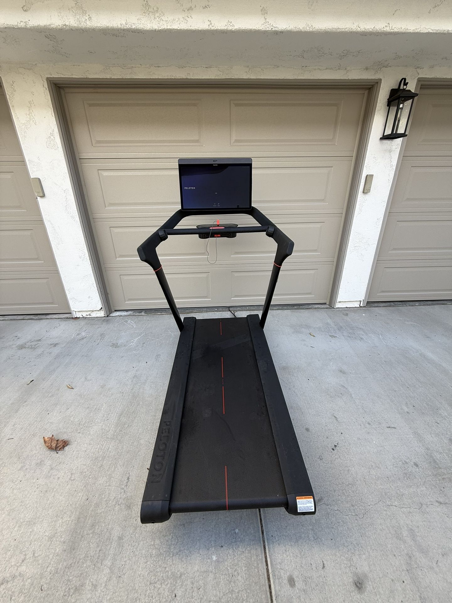 Peloton TR2 Treadmill