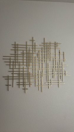 Gold metal artwork 40.00