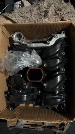 Intake manifold 2006 Lincoln 4.6