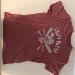 Lucky Brand Men’s Red Skull Baseball Logo Tee — Size Large