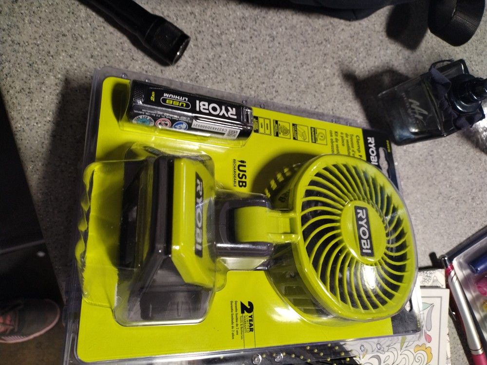 Ryobi USB Lithium Clamp Line Jim Fan Kit with 2.0 Ah USB Lithium Battery