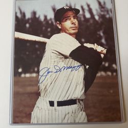 Joe Dimaggio Autograph Signed Photo