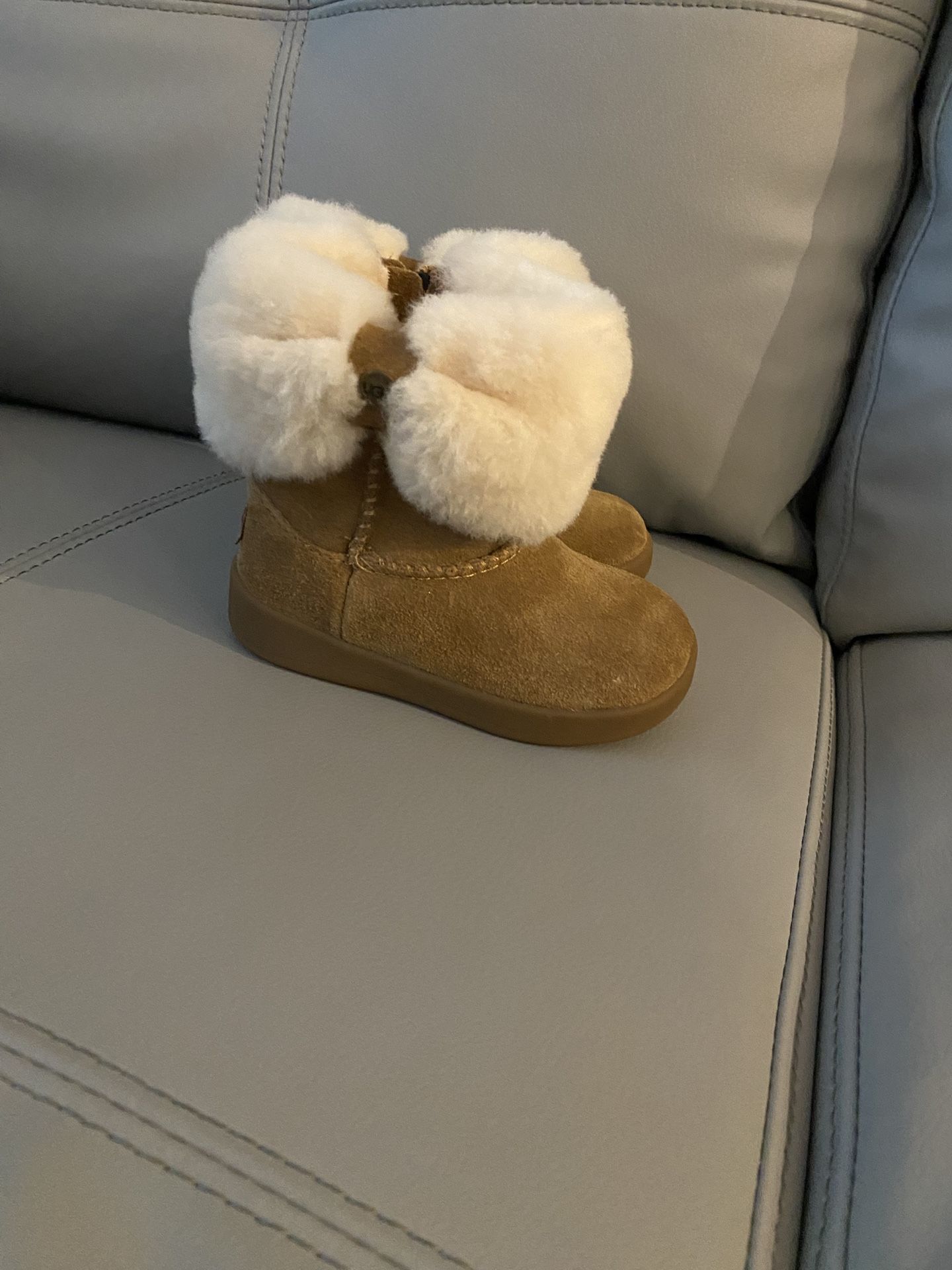 Ugg Winter Toddler Boots For Age 12-18 Months
