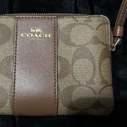 Coach Wristlet - Like new