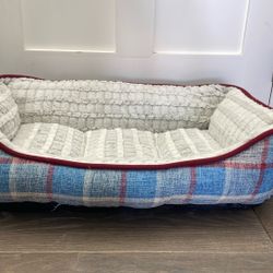 Medium Dog Bed