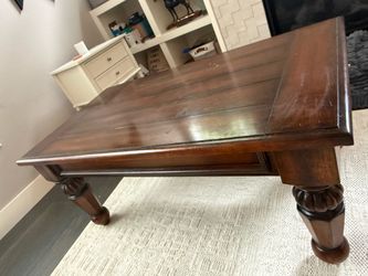 Beautiful Traditional Wood Coffee Table