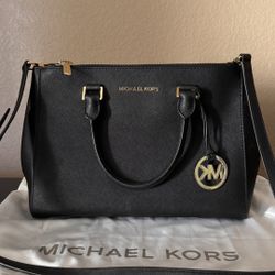 Michael Kors Black Bag 