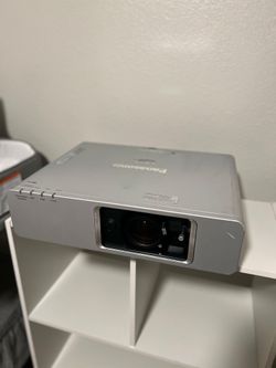 Projector Panasonic 3500 Lumens FW 300NT