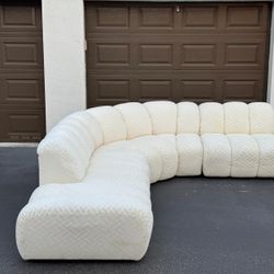 Sofa/Couch Sectional - White - Delivery Available 🚛