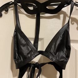 Costume