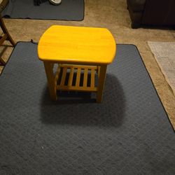 Corner Table 
