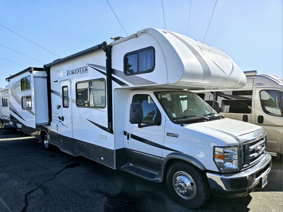 2017 Forest River Forester 3171DS