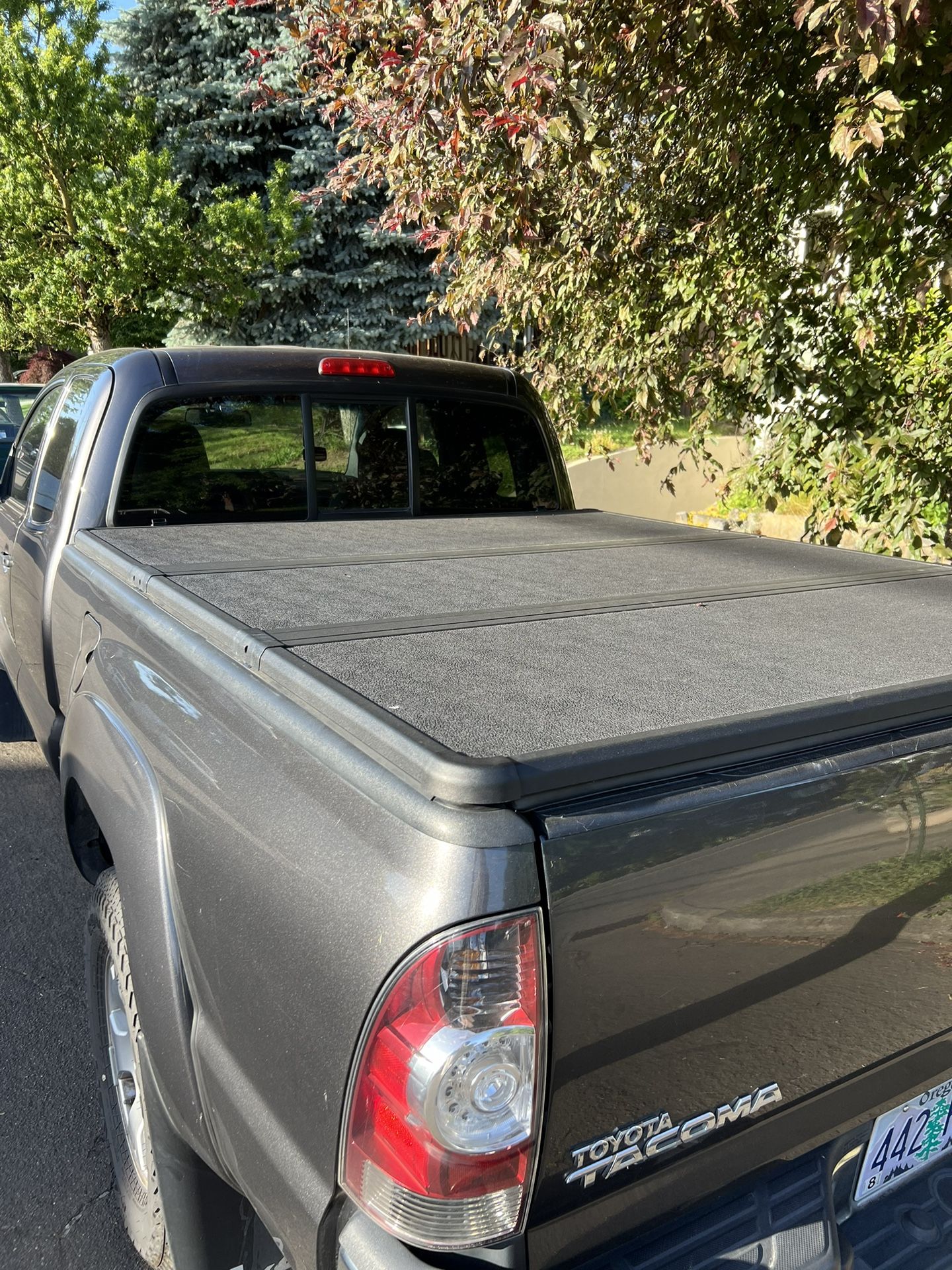 Extang Solid Fold 2.0 Hard Tonneau Cover Toyota Tacoma 2nd Generation Long Bed