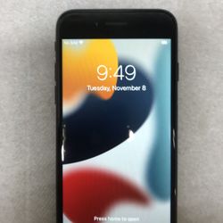 Apple iPhone 7 128GB Unlocked For Any Carrier!