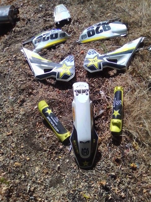 Husqvarna Dirt Bike Plaxics